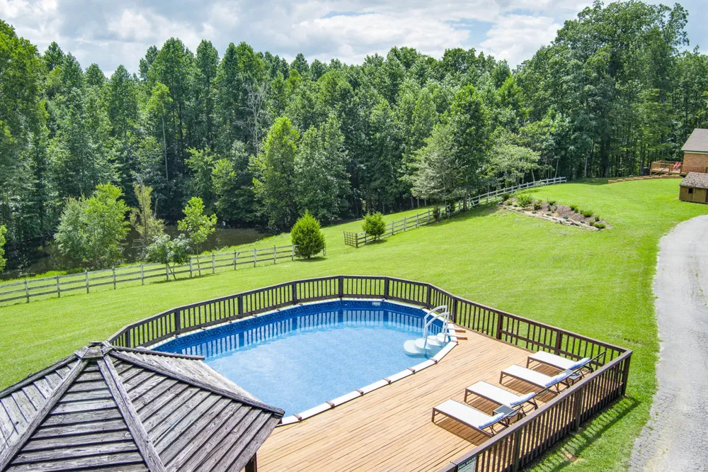 6045 Green Road Bloomington Springs, TN 38545