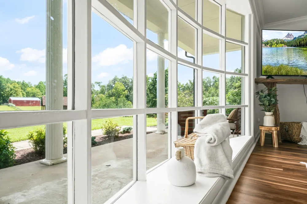6045 Green Road Bloomington Springs, TN 38545