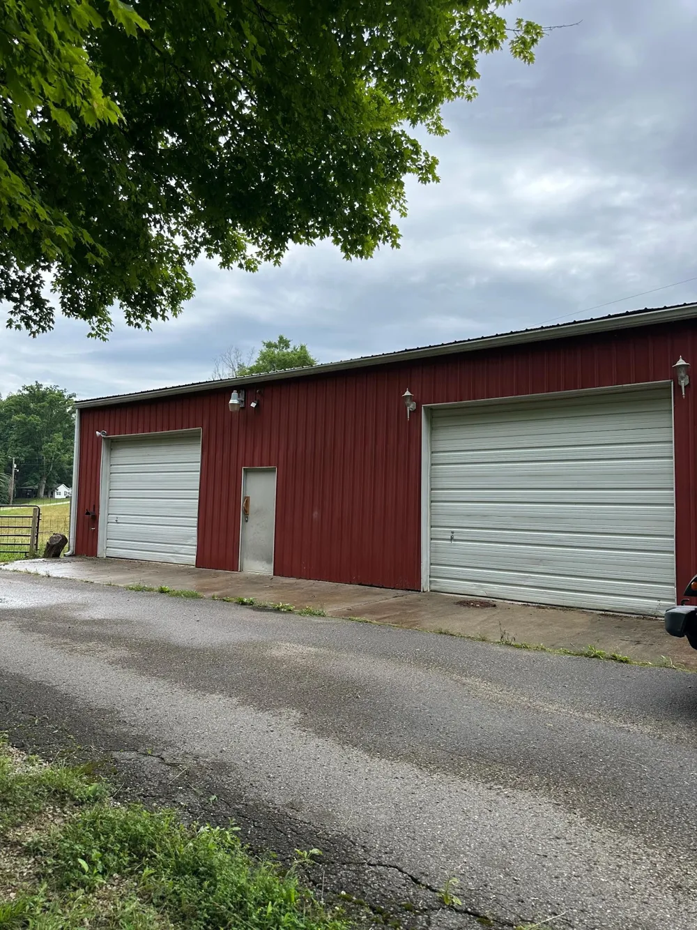 6045 Green Road Bloomington Springs, TN 38545