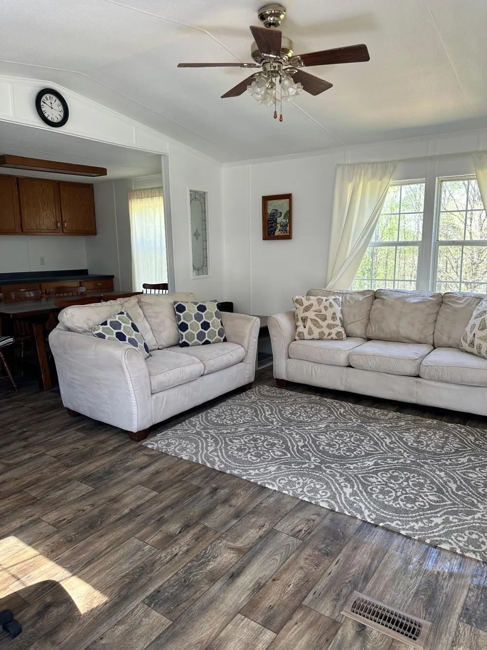 6045 Green Road Bloomington Springs, TN 38545