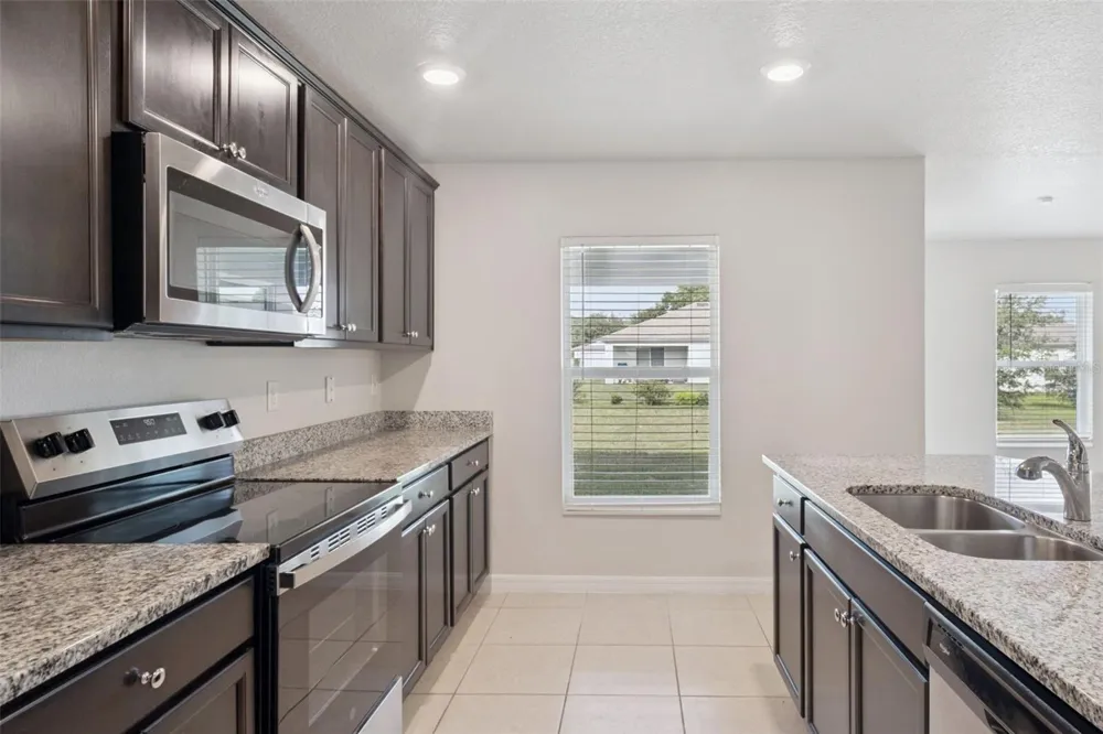 1350 BRENWAY DRIVE Mascotte, FL 34753