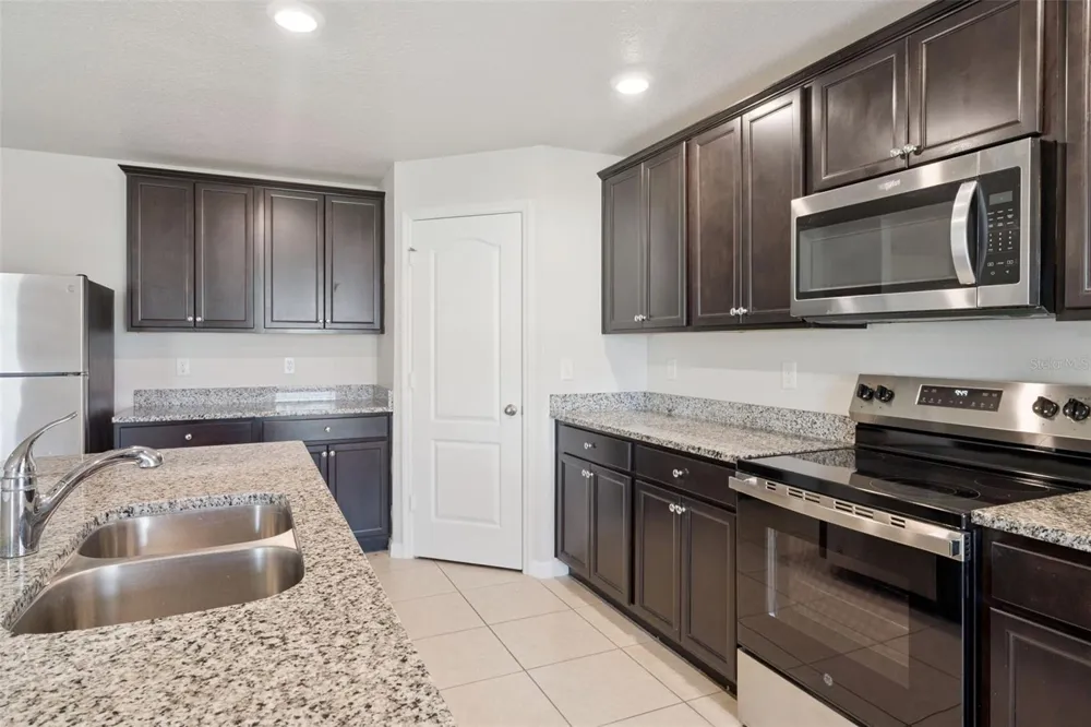 1350 BRENWAY DRIVE Mascotte, FL 34753