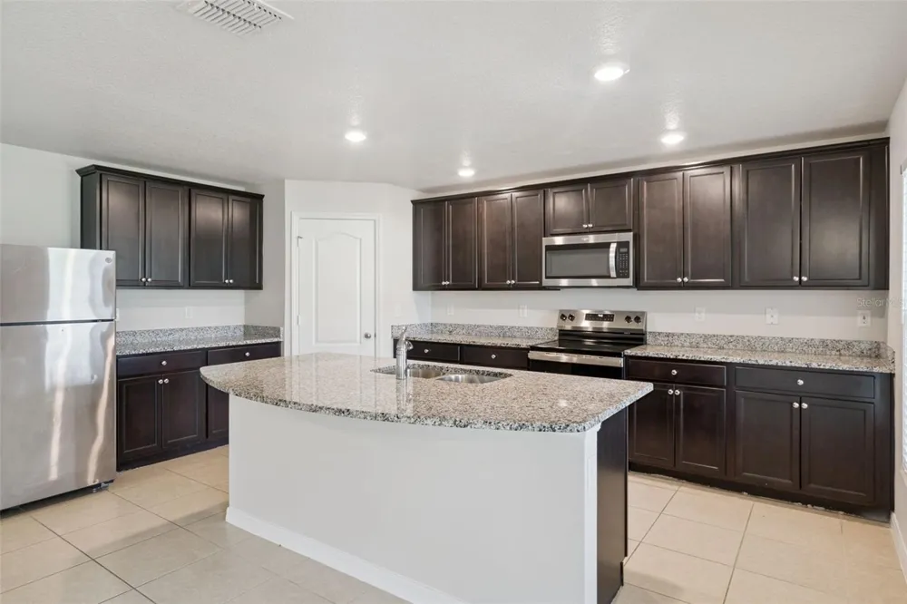 1350 BRENWAY DRIVE Mascotte, FL 34753