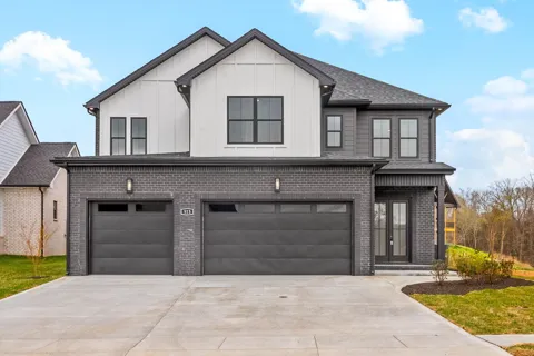 15 Rustling Oaks Ct