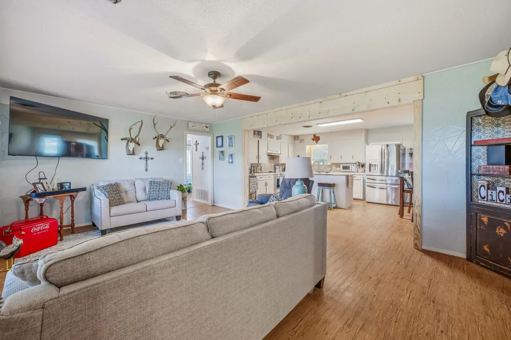 5370 Highway 1702 Gustine, TX 76455