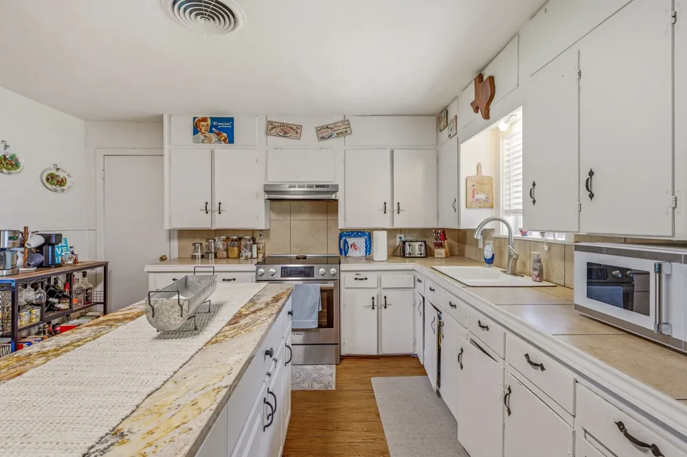 5370 Highway 1702 Gustine, TX 76455