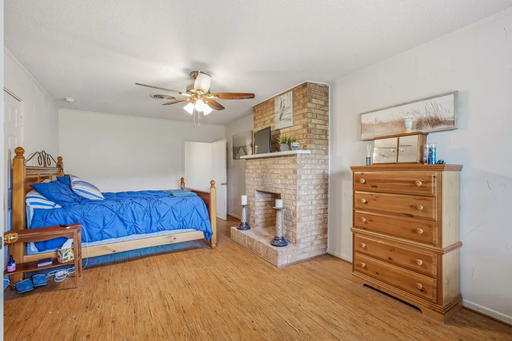 5370 Highway 1702 Gustine, TX 76455