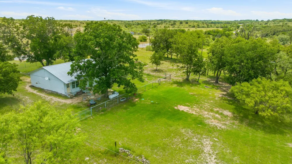 5370 Highway 1702 Gustine, TX 76455