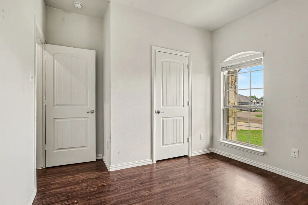 132 Willowbend Loop Mabank, TX 75147