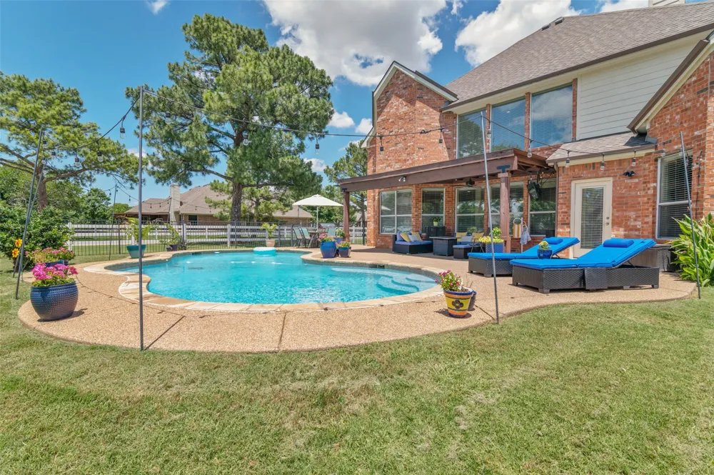 1100 Durango Circle Shady Shores, TX 76208