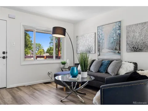 5040 E Dartmouth Avenue