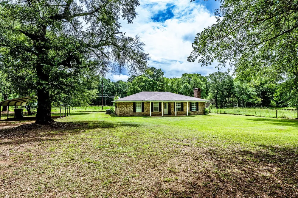 341 Cr 1675 Grapeland, TX 75844