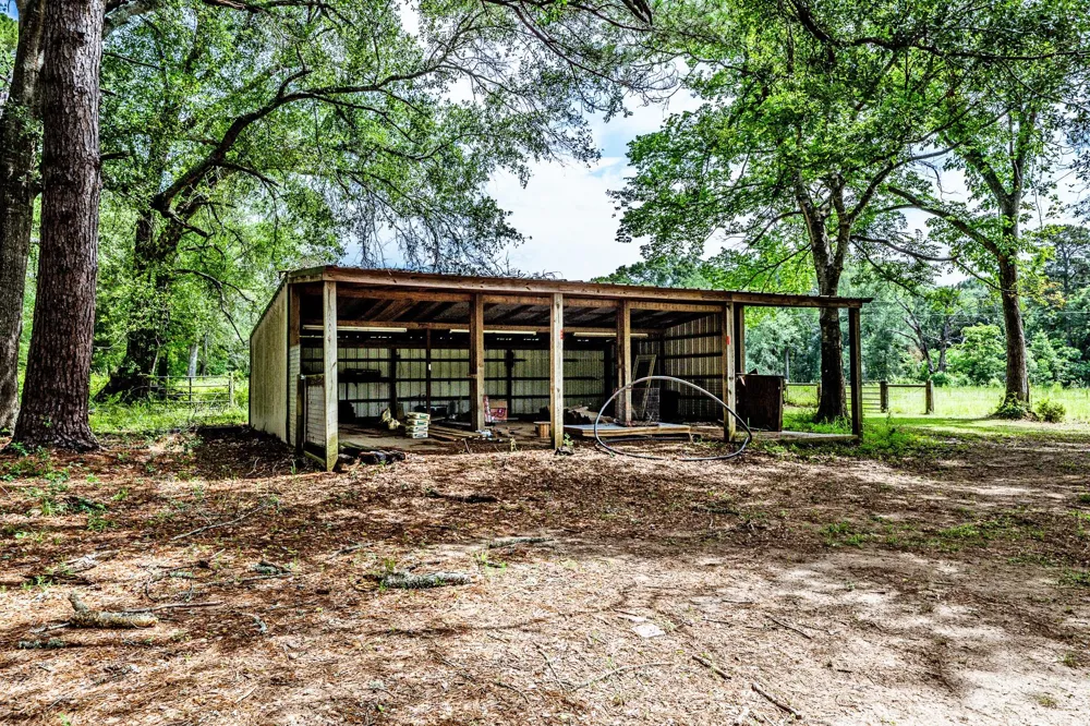 341 Cr 1675 Grapeland, TX 75844
