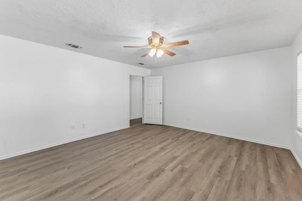 341 Cr 1675 Grapeland, TX 75844