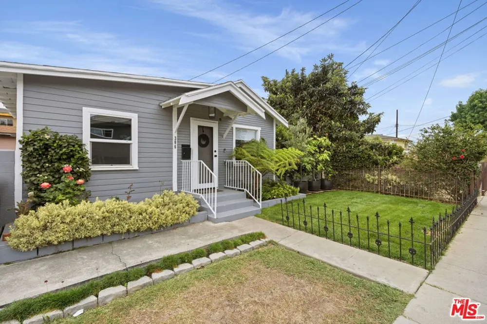 306 W Plymouth Inglewood, CA 90302