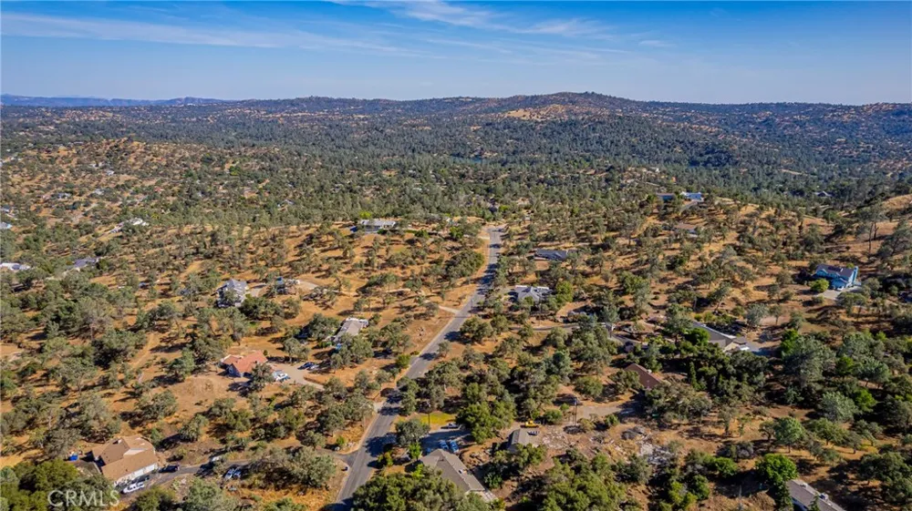29610 Kit Carson Court Coarsegold, CA 93614