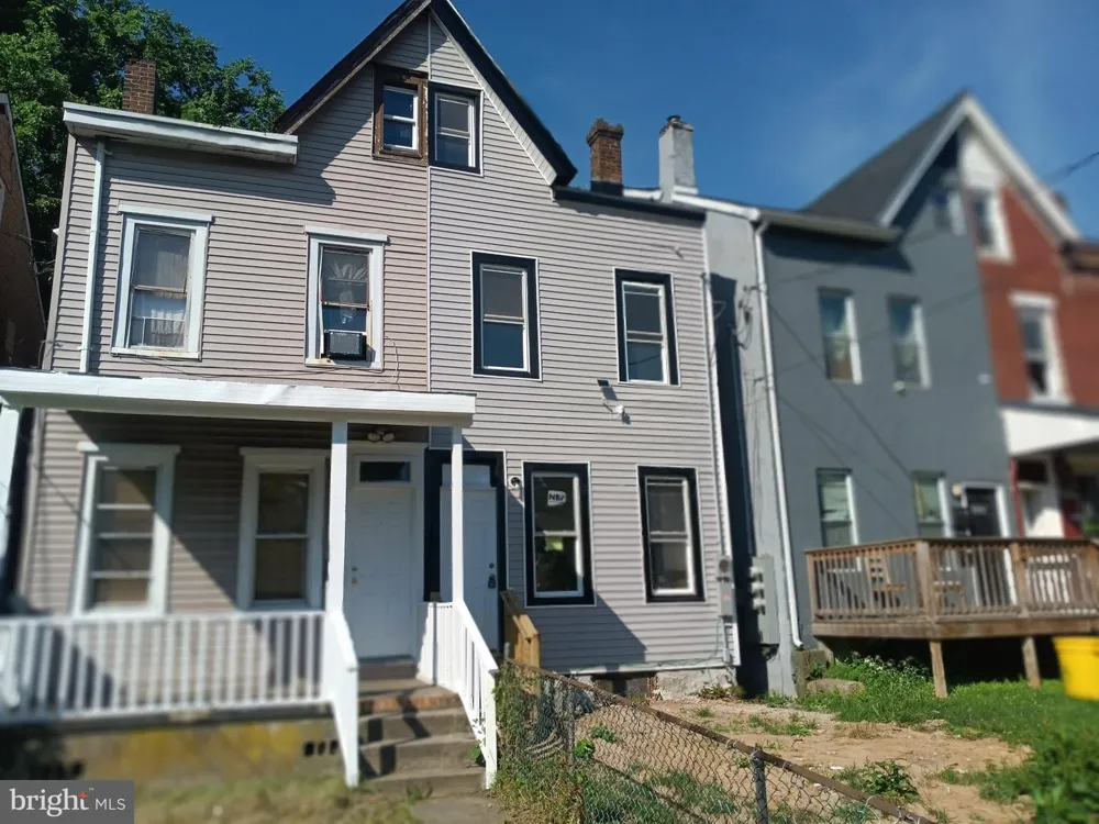 323 RUTHERFORD AVENUE Trenton, NJ 08618
