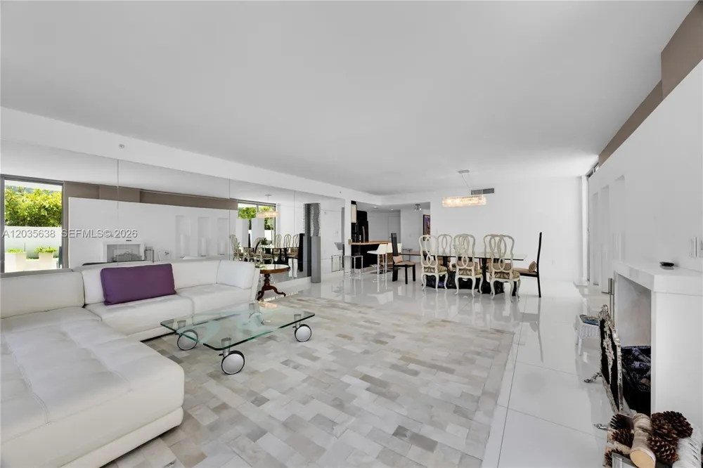 9400 W Bay Harbor Dr #101 Bay Harbor Islands, FL 33154