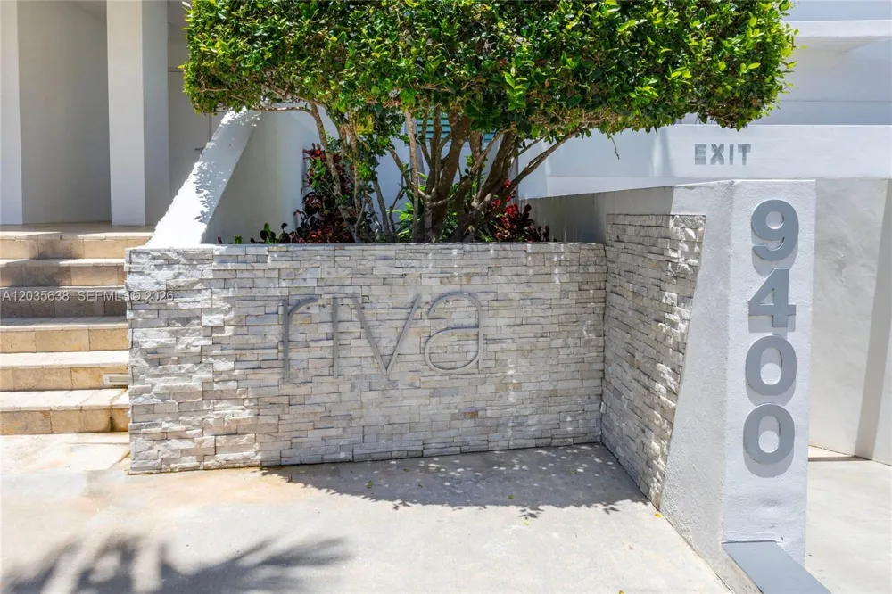 9400 W Bay Harbor Dr #101 Bay Harbor Islands, FL 33154