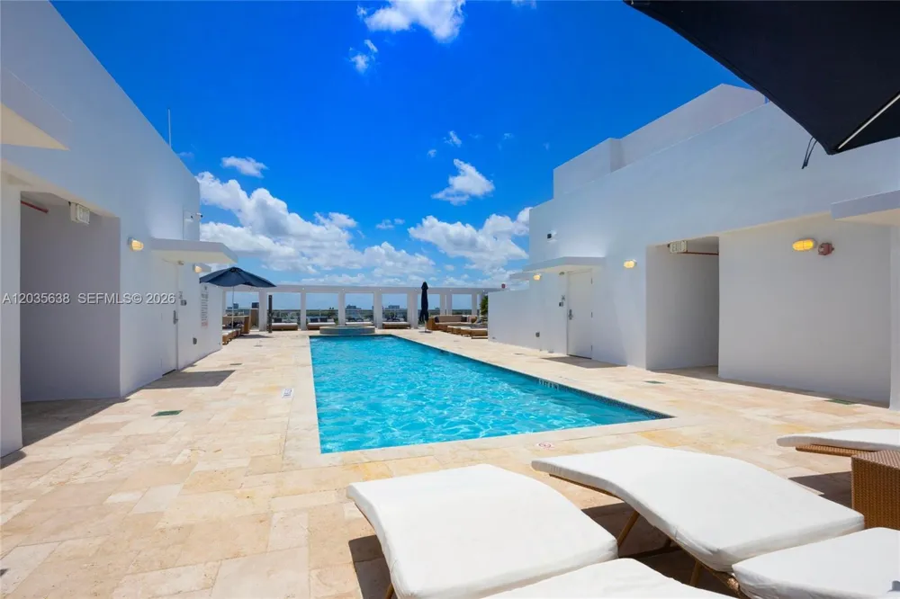 9400 W Bay Harbor Dr #101 Bay Harbor Islands, FL 33154