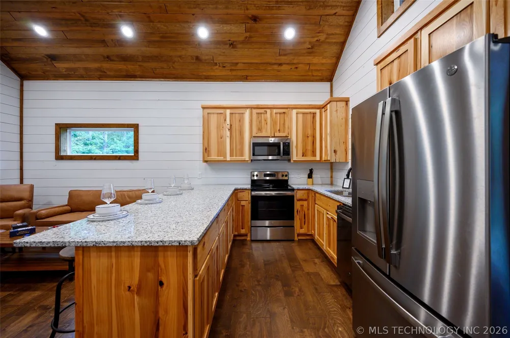 95 Shade Tree Trail Broken Bow, OK 74728