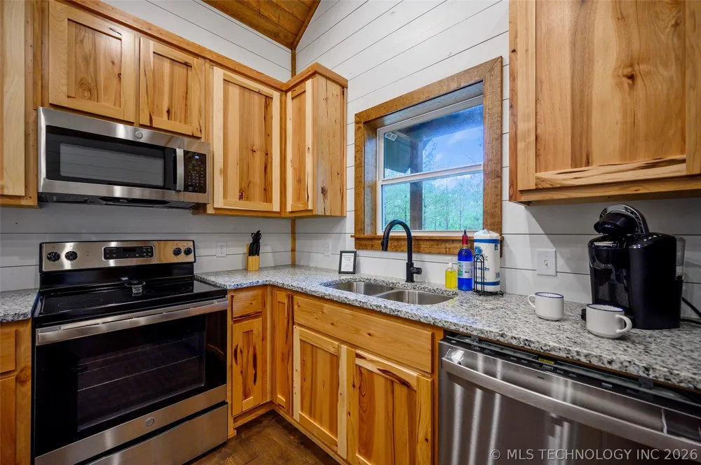 95 Shade Tree Trail Broken Bow, OK 74728