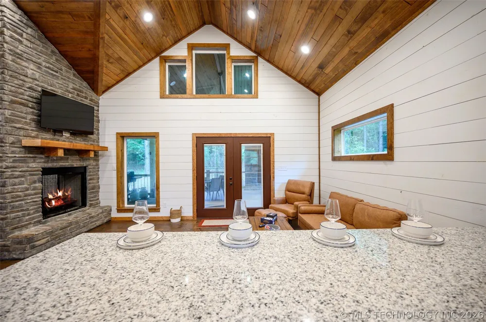 95 Shade Tree Trail Broken Bow, OK 74728