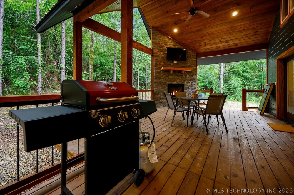 95 Shade Tree Trail Broken Bow, OK 74728