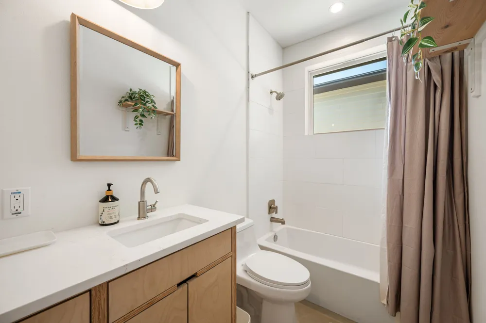 508 Capitol Drive #2 Austin, TX 78753