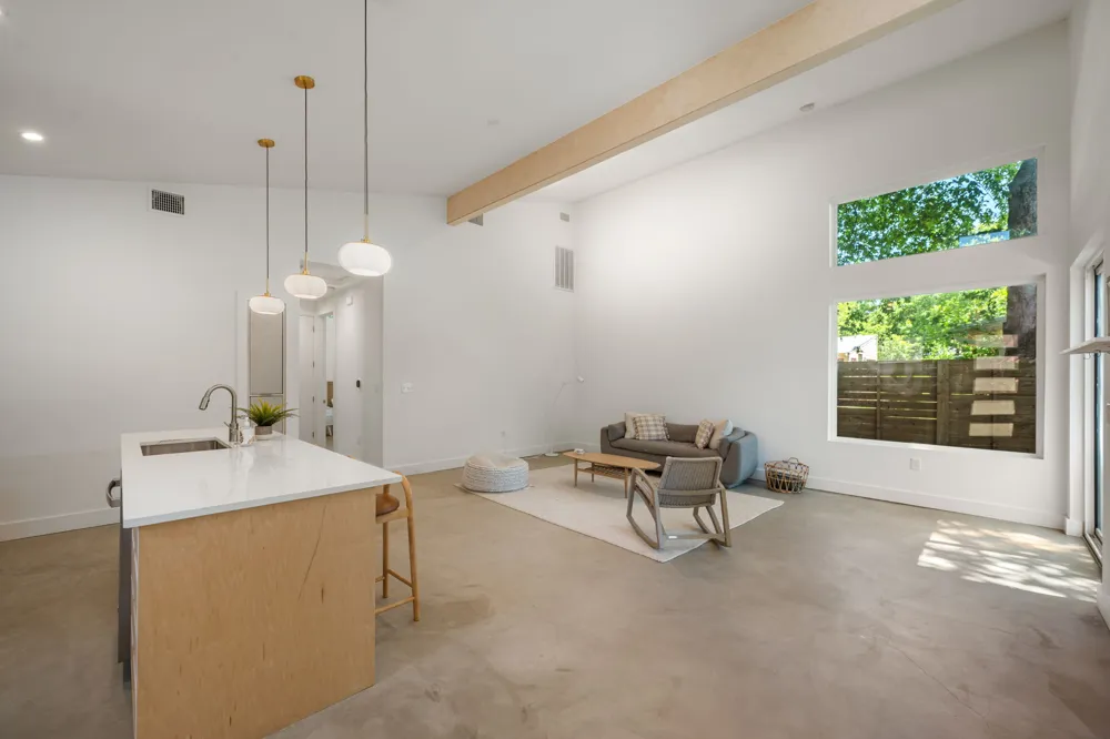 508 Capitol Drive #2 Austin, TX 78753