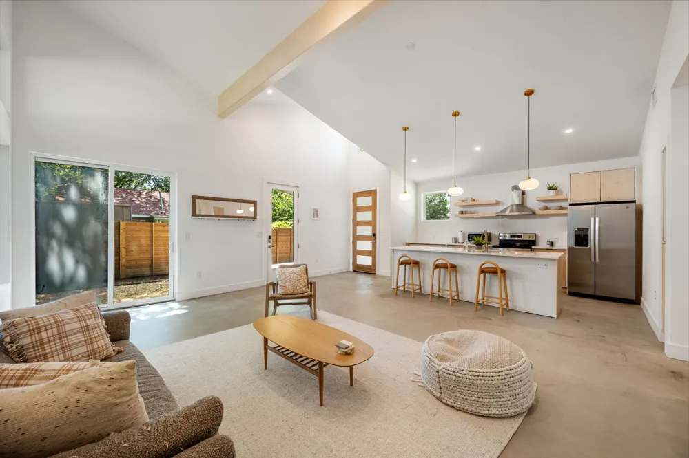 508 Capitol Drive #2 Austin, TX 78753