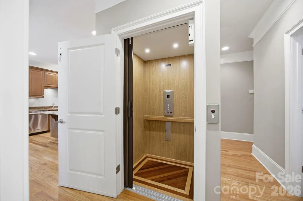 425 Spring Street Davidson, NC 28036