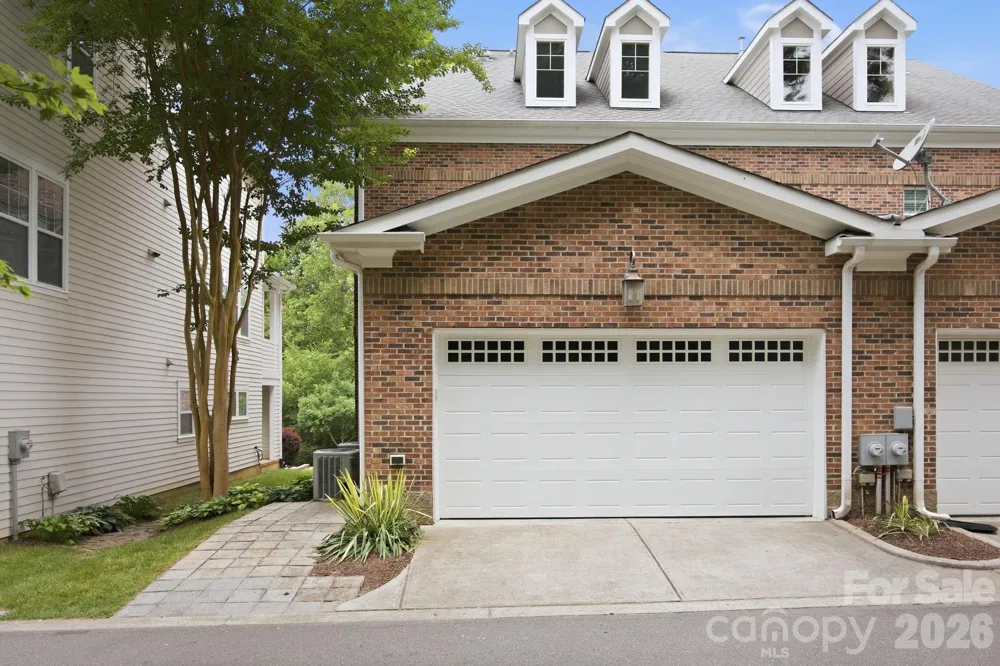 425 Spring Street Davidson, NC 28036