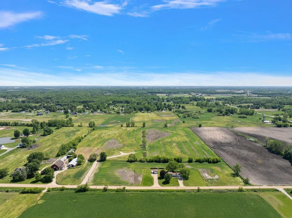 4 Taylor Street Hudsonville, MI 49426