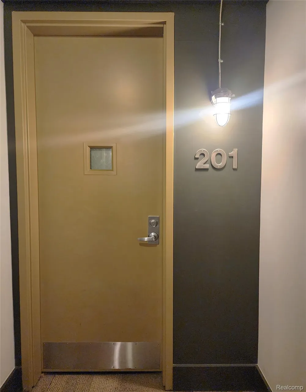 111 Main Street #201 Royal Oak City, MI 48067