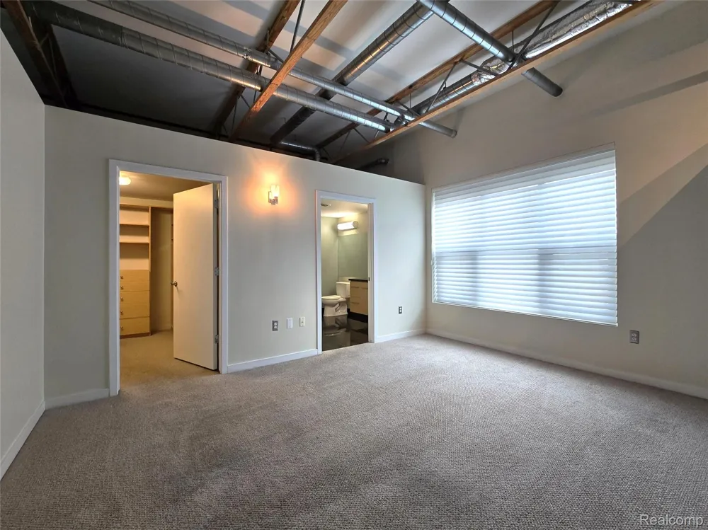111 Main Street #201 Royal Oak City, MI 48067