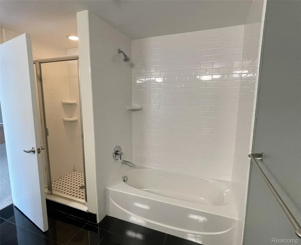 111 Main Street #201 Royal Oak City, MI 48067