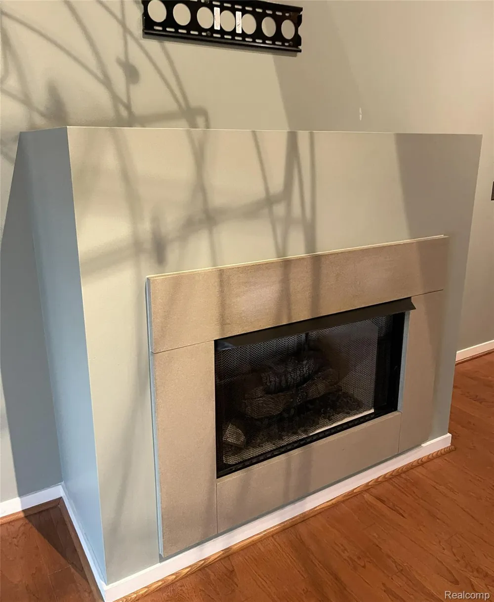 111 Main Street #201 Royal Oak City, MI 48067