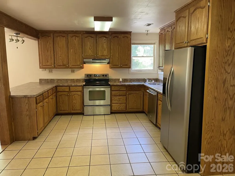 930 Copperhead Cove Sylva, NC 28779