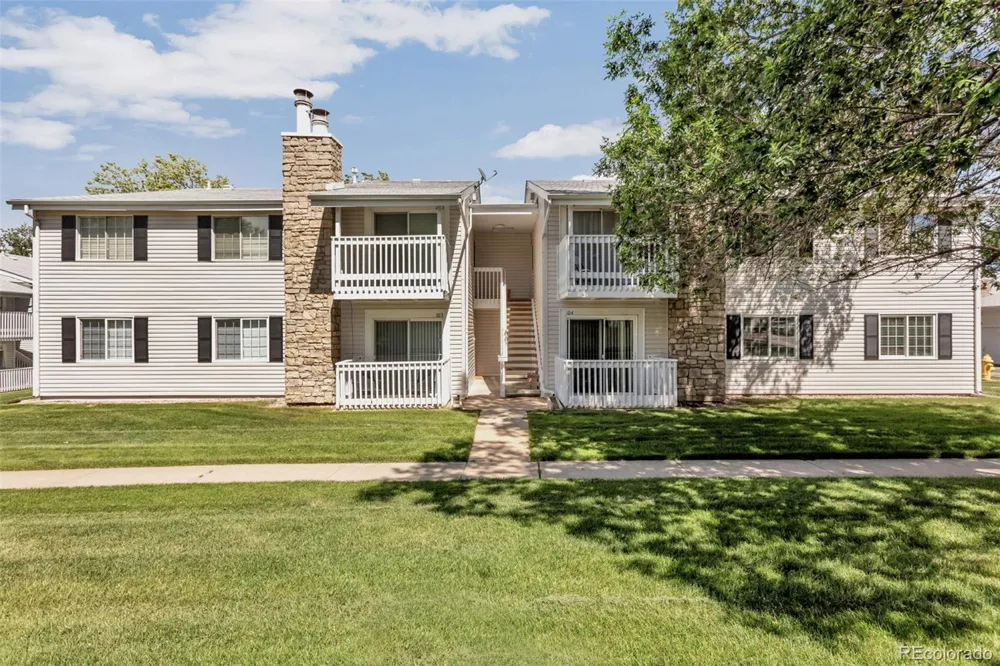 14453 E Jewell Avenue #104