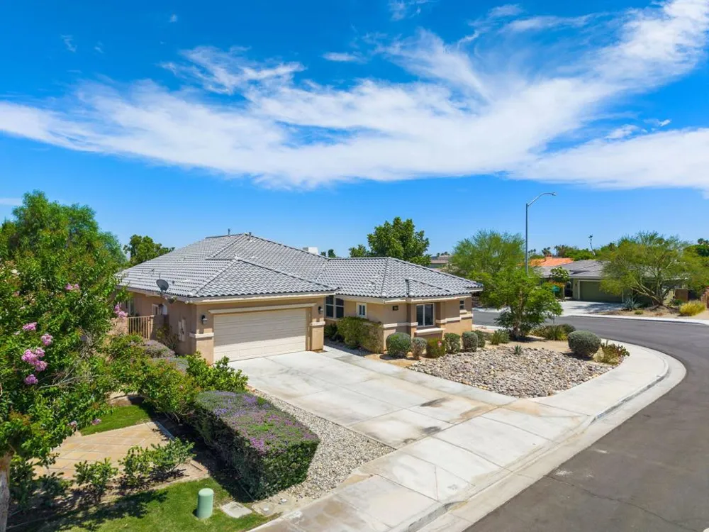 41372 Gaslight Avenue Bermuda Dunes, CA 92203