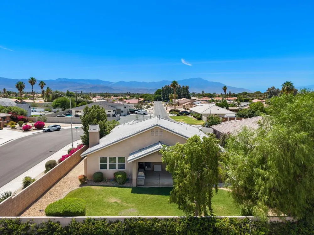 41372 Gaslight Avenue Bermuda Dunes, CA 92203