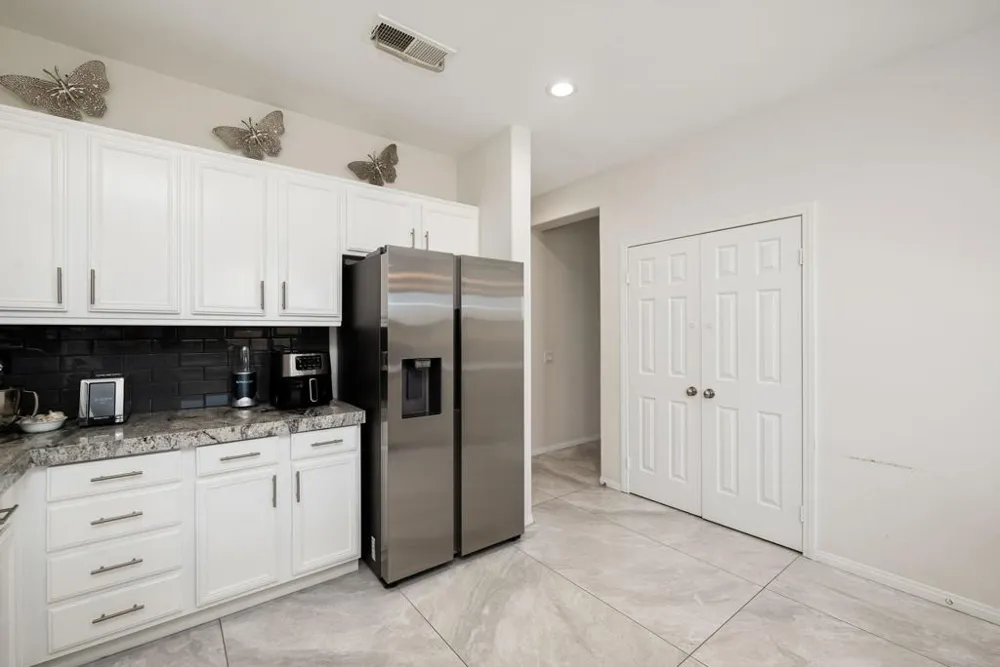 41372 Gaslight Avenue Bermuda Dunes, CA 92203