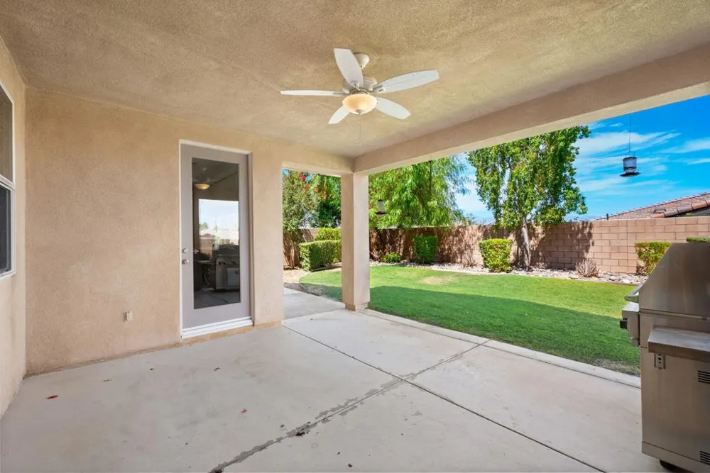 41372 Gaslight Avenue Bermuda Dunes, CA 92203