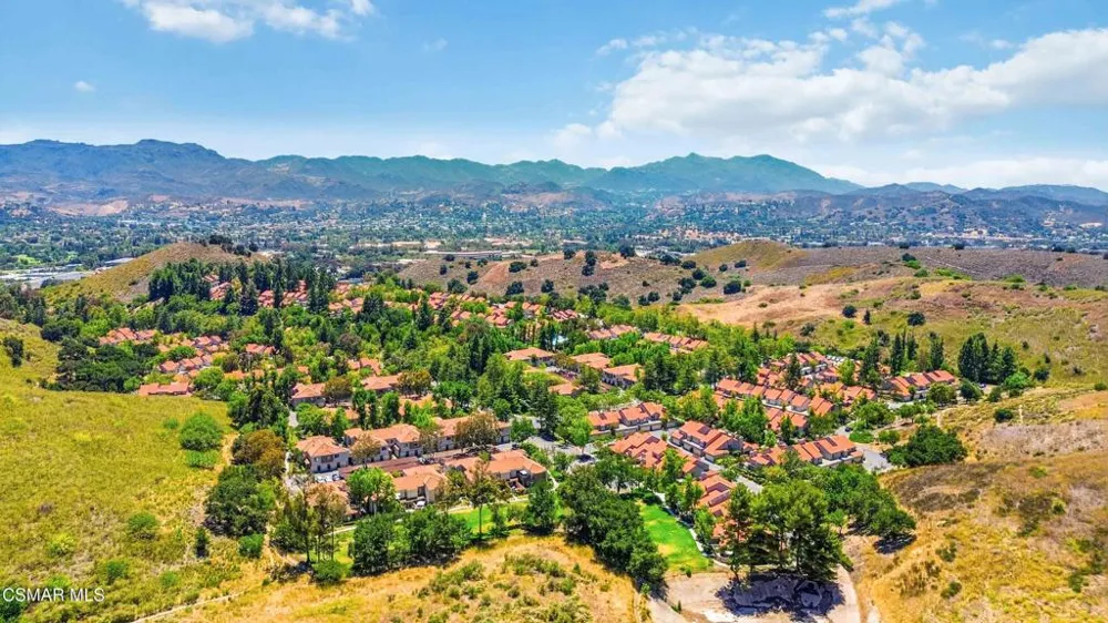 692 Via Colinas Westlake Village, CA 91362