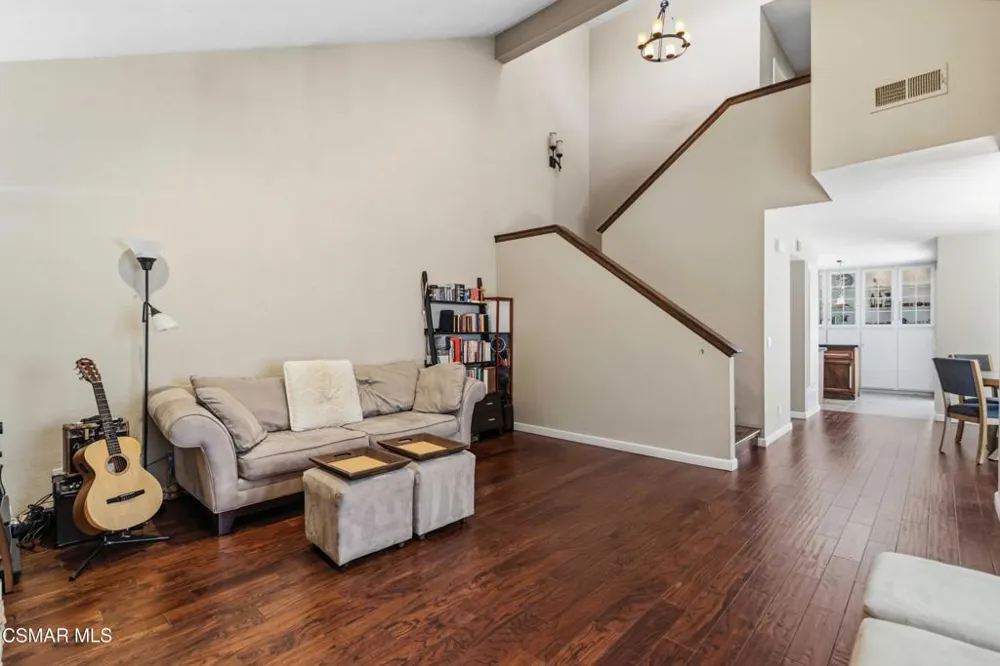 692 Via Colinas Westlake Village, CA 91362
