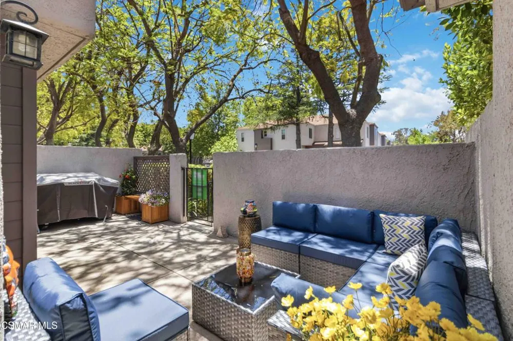 692 Via Colinas Westlake Village, CA 91362