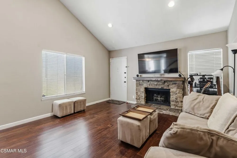 692 Via Colinas Westlake Village, CA 91362
