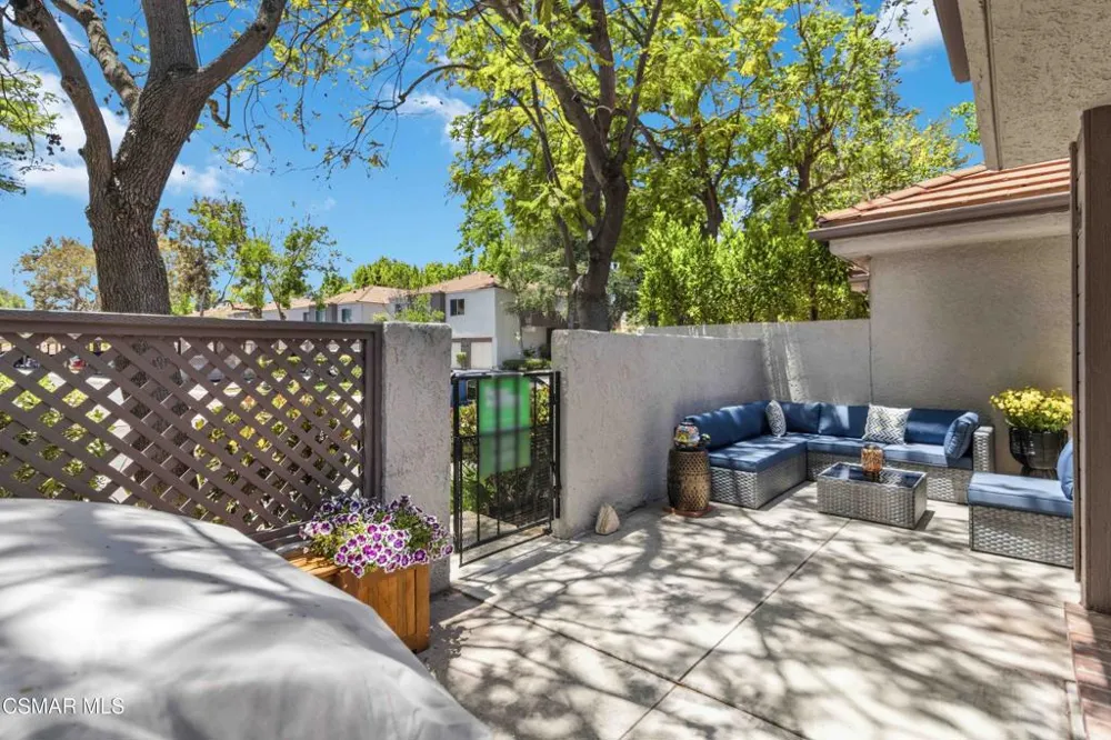692 Via Colinas Westlake Village, CA 91362