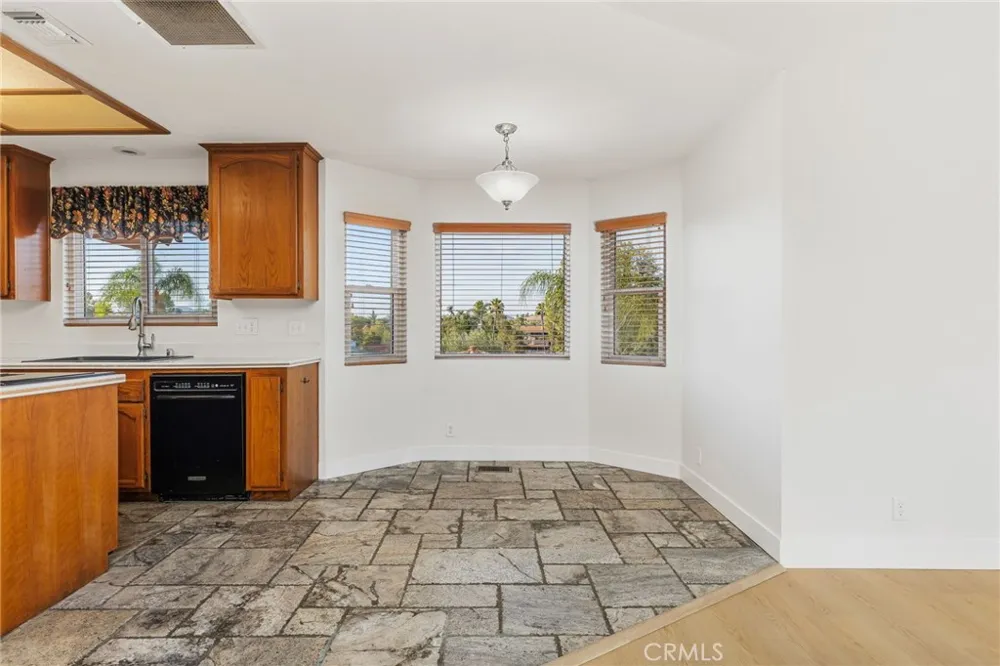 22627 Calcutta Canyon Lake, CA 92587